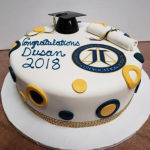 G-16.jpg - Graduation_Cakes