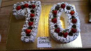 LB-9.jpg - Womens_Birthday_Cakes